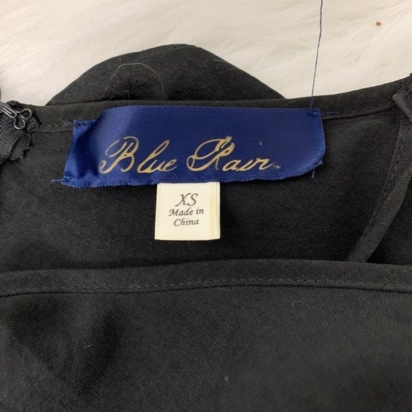 Francescas Black Cold Shoulder Ruffle Romper - Picture 5 of 7